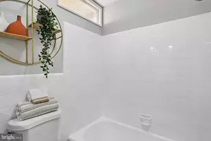 811 Kenbrook Dr, Silver Spring, MD 20902 - Photo 64