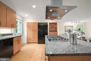 6004 Princeton Ave, Glen Echo, MD 20812 - Photo 20