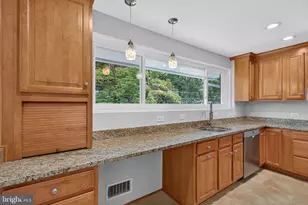 10228 Hatherleigh Dr, Bethesda, MD 20814 - Photo 24