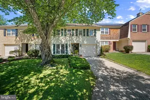 9405 Chatteroy Pl, Gaithersburg, MD 20886 - Photo 30