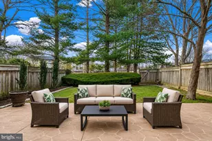 9405 Chatteroy Pl, Gaithersburg, MD 20886 - Photo 28