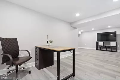 6401 Greentree Road, Bethesda, MD 20817 - Photo 38