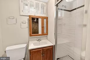 11407 Grayling Ln, Rockville, MD 20852 - Photo 38
