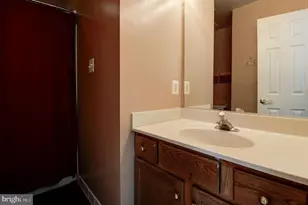 1 Hickory Spring Ct, Gaithersburg, MD 20882 - Photo 28