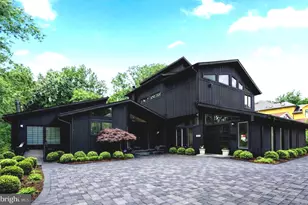 10204 Falls Rd, Potomac, MD 20854 - Photo 1