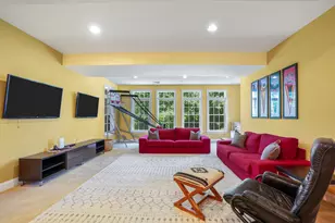 11105 Welland St, North Potomac, MD 20878 - Photo 36
