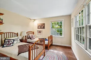8209 Burning Tree Rd, Bethesda, MD 20817 - Photo 14