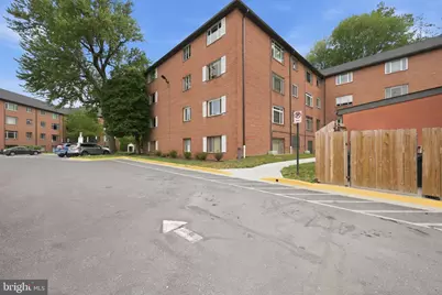 5301 Westbard Circle #334, Bethesda, MD 20816 - Photo 2
