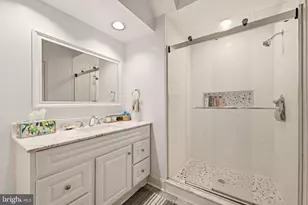 5803 Madaket Rd, Bethesda, MD 20816 - Photo 38