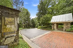 5803 Madaket Rd, Bethesda, MD 20816 - Photo 4