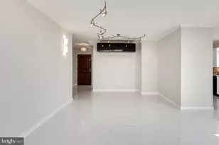 7111 Woodmont Ave, Bethesda, MD 20815 - Photo 10