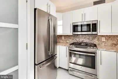 7111 Woodmont Avenue #602, Bethesda, MD 20815 - Photo 12