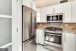 7111 Woodmont Ave, Bethesda, MD 20815 - Photo 12