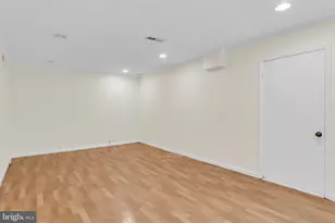 606 Northcliffe Dr, Rockville, MD 20850 - Photo 22