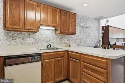 20201 Spring Haven Court, Gaithersburg, MD 20886 - Photo 12