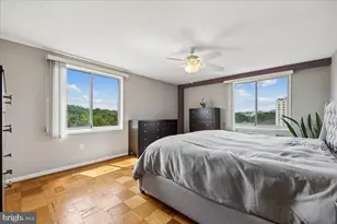 10201 Grosvenor Pl, Rockville, MD 20852 - Photo 24