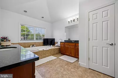 25106 Highland Manor Court, Laytonsville, MD 20882 - Photo 12
