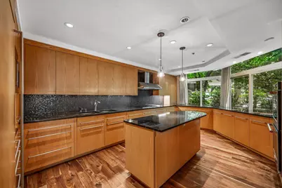 5610 Wisconsin Avenue #103, Chevy Chase, MD 20815 - Photo 8