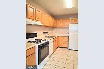 11801 Rockville Pike #802, Rockville, MD 20852 - Photo 4