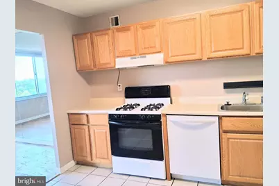 11801 Rockville Pike #802, Rockville, MD 20852 - Photo 6