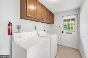 10253 Gainsborough, Potomac, MD 20854 - Photo 22