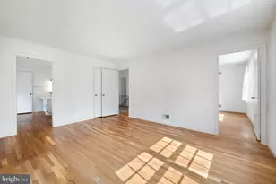 10253 Gainsborough, Potomac, MD 20854 - Photo 24