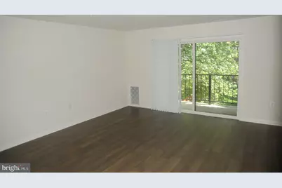 830 Quince Orchard Boulevard #202, Gaithersburg, MD 20878 - Photo 4