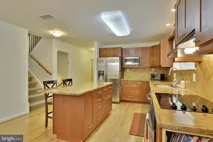 717 Hillsboro Dr, Silver Spring, MD 20902 - Photo 2