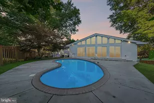 19112 Olney Mill Rd, Olney, MD 20832 - Photo 2