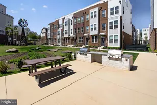 2521 Farmstead Dr, Rockville, MD 20850 - Photo 40