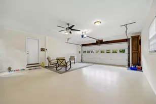 17016 George Washington Dr, Rockville, MD 20853 - Photo 40