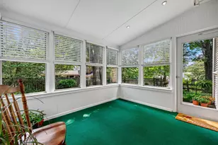 17016 George Washington Dr, Rockville, MD 20853 - Photo 34