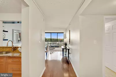 10101 Grosvenor Place #1818, Rockville, MD 20852 - Photo 2