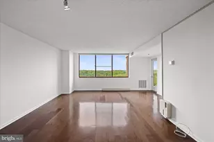 10101 Grosvenor Pl, Rockville, MD 20852 - Photo 14