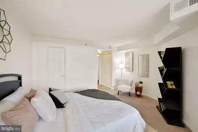 10101 Grosvenor Place #1818, Rockville, MD 20852 - Photo 14