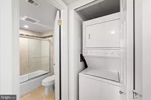 10101 Grosvenor Pl, Rockville, MD 20852 - Photo 28