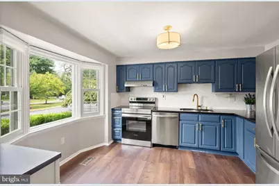 7608 Quincewood Court, Rockville, MD 20855 - Photo 8