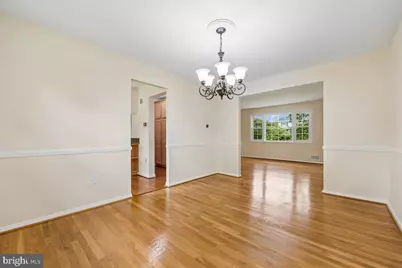 11315 Gainsborough Road, Potomac, MD 20854 - Photo 8