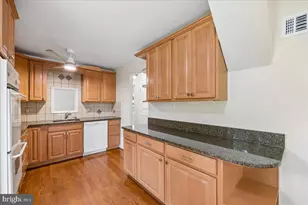 11315 Gainsborough Rd, Potomac, MD 20854 - Photo 16