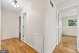 11315 Gainsborough Rd, Potomac, MD 20854 - Photo 44