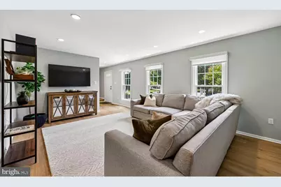 10 Dairyfield Court, Rockville, MD 20852 - Photo 4