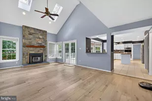 12320 Pissaro Dr, North Potomac, MD 20878 - Photo 10