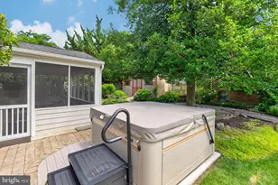 9701 Lawndale Dr, Silver Spring, MD 20901 - Photo 4