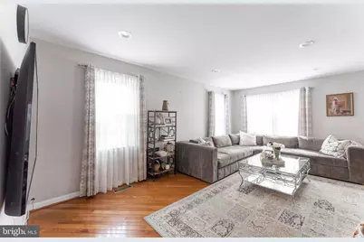 5917 Empire Way, North Bethesda, MD 20852 - Photo 4