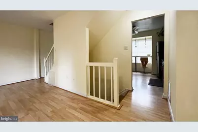 18819 Birdseye Drive, Germantown, MD 20874 - Photo 8