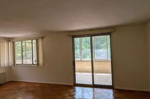 10401 Grosvenor Pl, Rockville, MD 20852 - Photo 30