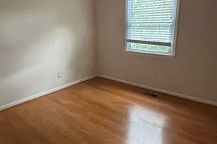 18619 Kingfisher Terrace, Gaithersburg, MD 20879 - Photo 10