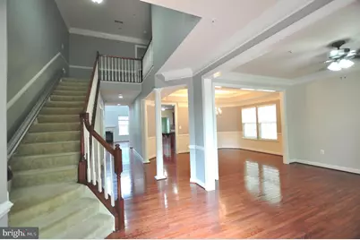 23011 Sycamore Farm Drive, Clarksburg, MD 20871 - Photo 2