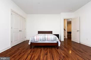 215 N Van Buren St, Rockville, MD 20850 - Photo 136