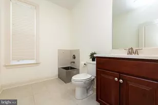 215 N Van Buren St, Rockville, MD 20850 - Photo 82